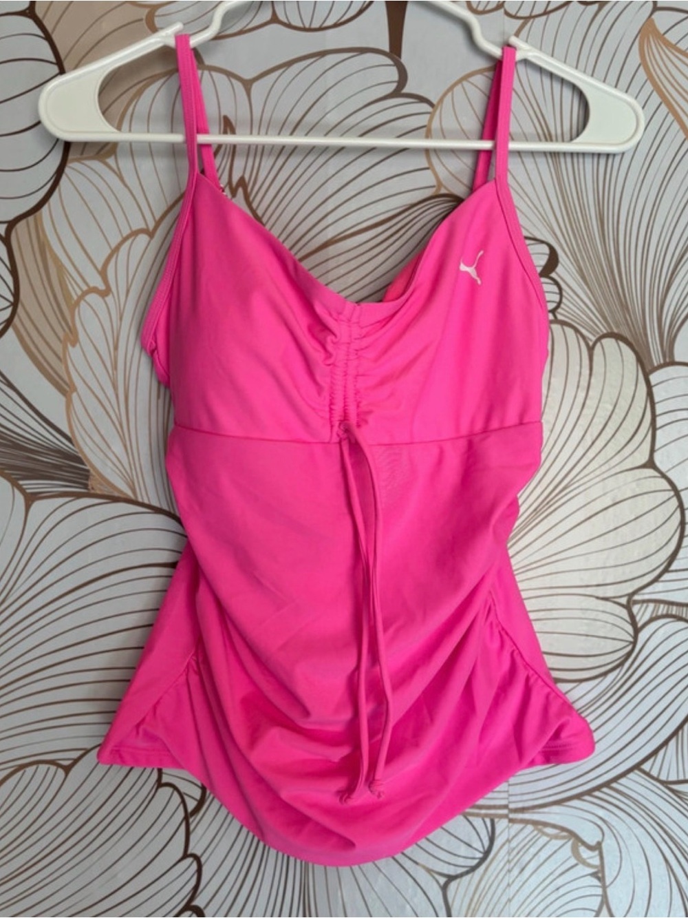 Puma Hot Pink Strappy Athletic Tank Top Women’s Ruched Front – Size M
